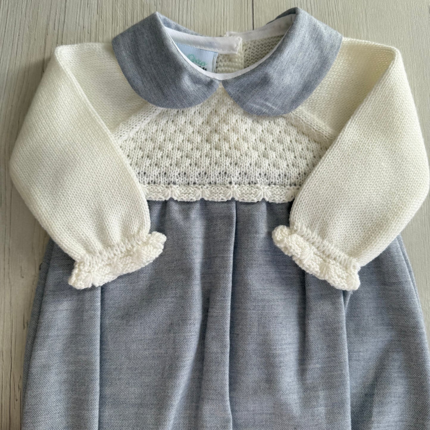 Conjunto Pelele y Capota Nube