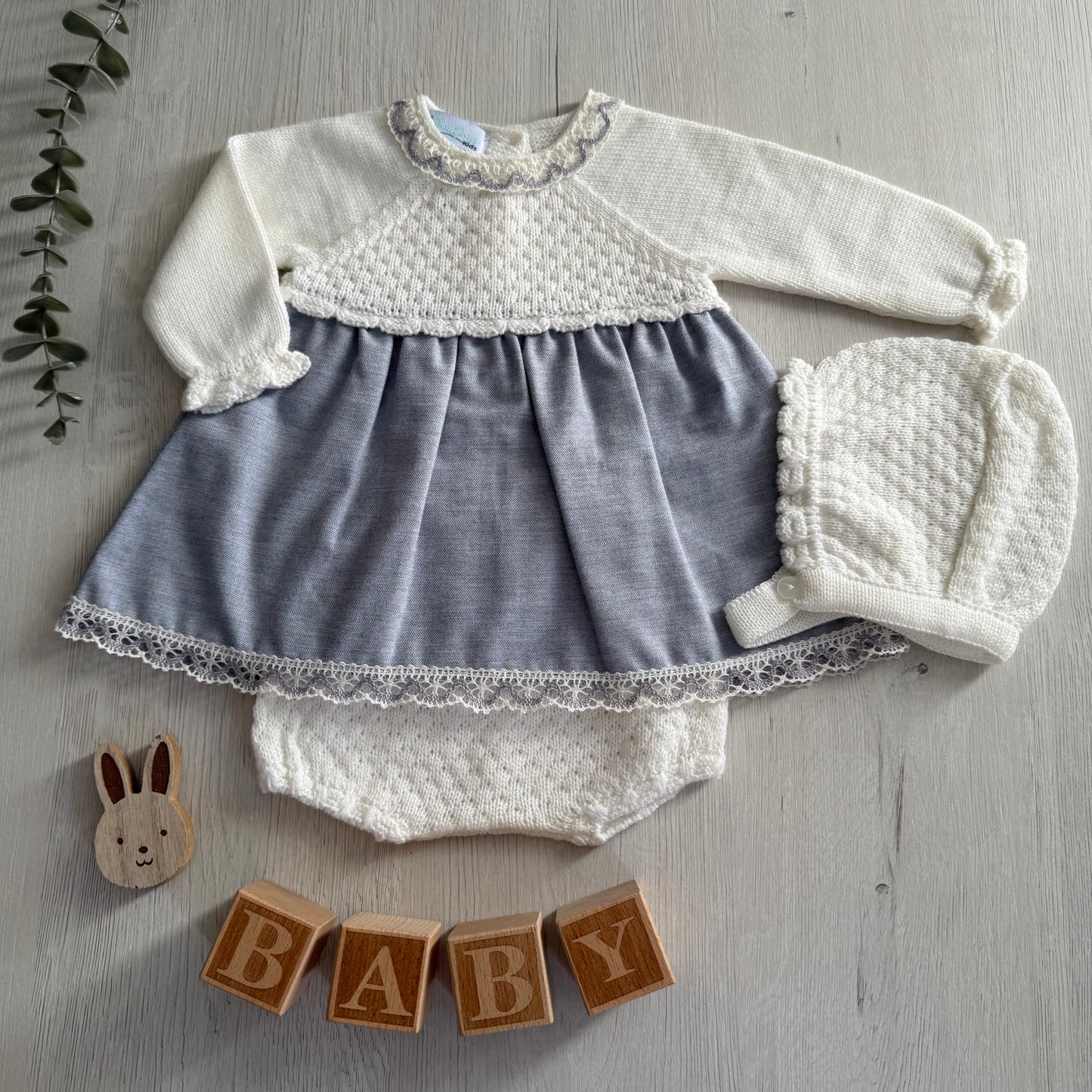 Conjunto Nube - Jesusito, Braguita y Capota