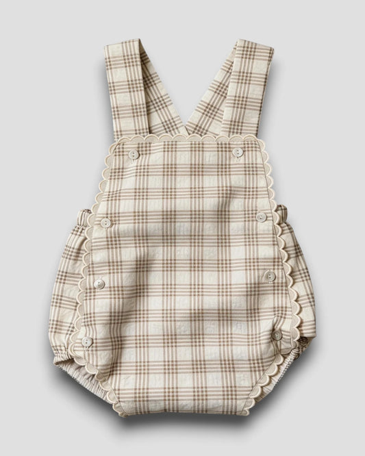 Peto Cuadro Avellana