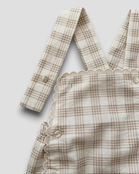 Peto Cuadro Avellana